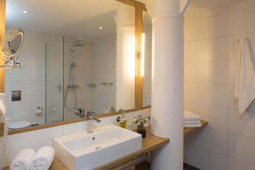 Foto de una habitación de Weberei Bendix Hotel &amp;amp; Appartements