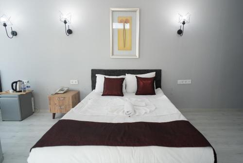 Foto de una habitación de Grand Niki Hotel &amp;amp; Spa