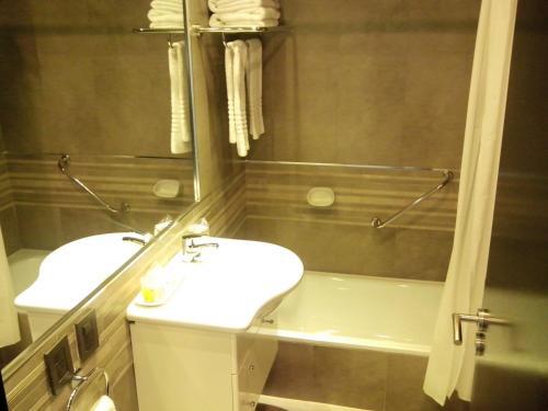 Foto de una habitación de Hotel Terra Malal