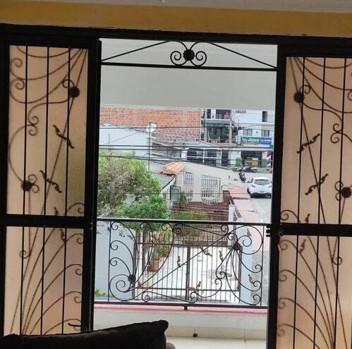 Foto de una habitación de Casas y chalets Hermosa casa, totalmente amoblada