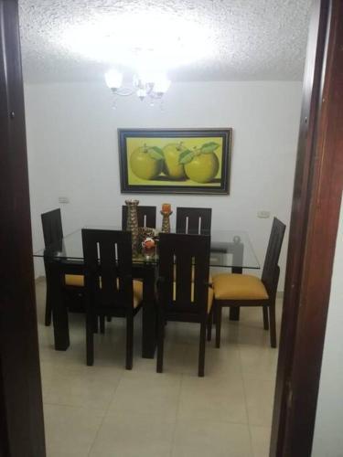 Foto de una habitación de Casas y chalets Hermosa casa, totalmente amoblada