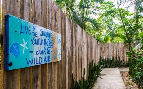 Foto general de Banana Beach Bungalows