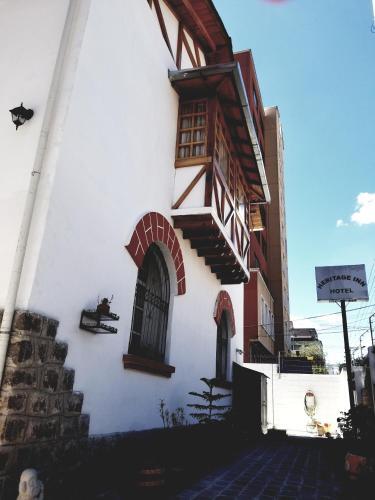 Photo – Lodge Heritage Inn