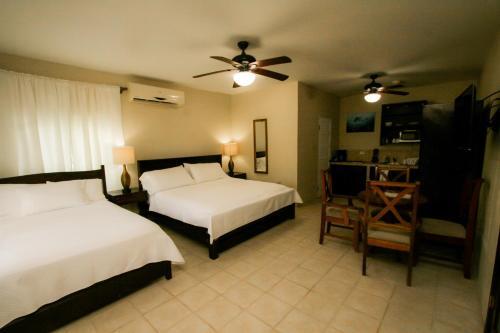 Foto de una habitación de Jan&amp;#039;s Hotel