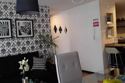 Room – Vacation Rentals LA MARISCAL, Sector Plaza Foch - Piso 7 - Balcón