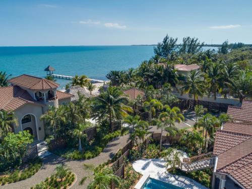 Foto general de Sirenian Bay Resort -Villas &amp;amp; All Inclusive Bungalows
