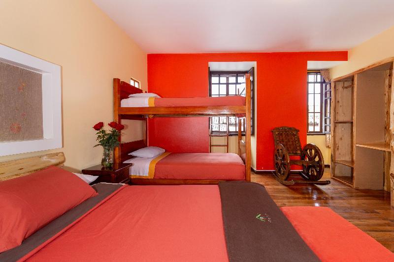 Foto de una habitación de Friends Hotel &amp;amp; Rooftop by DOT Tradition