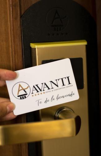 Foto de una habitación de AVANTI HOTEL &amp;amp; CONVENTION CENTER