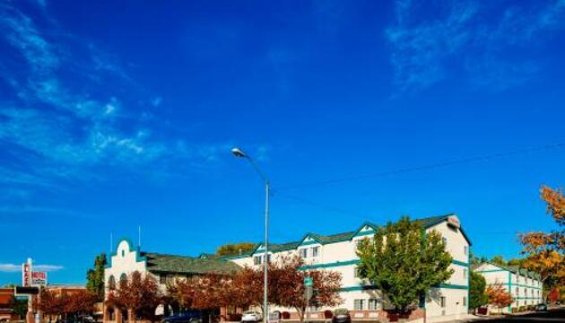 Photo – Carson City Plaza Hotel