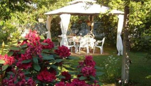 Foto de Bed-and-Breakfast La Longère des Gillettes