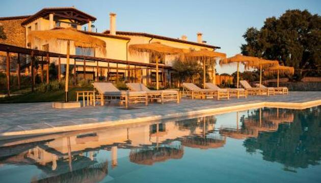 Foto de Hotel Hábitat Cigüeña Negra