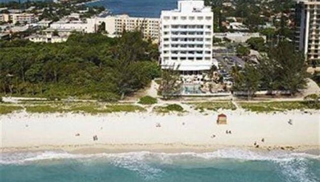 Foto de Hotel Howard Johnson Plaza Miami Beach North