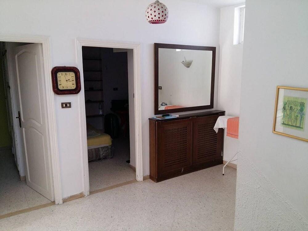 Foto de una habitación de Casas y chalets Benzineb Immo Cité Khadra
