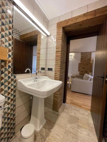 Foto de una habitación de APARTAMENTOS RURALES POSADA DE LLERENA