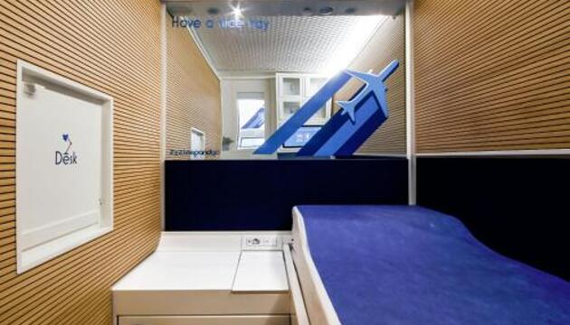 Foto de Hoteles cápsula Resting Pods - ZzzleepandGo VCE Venice Airport