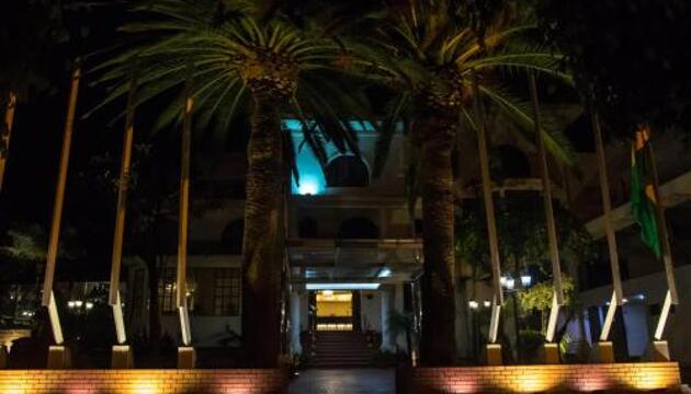 Foto de AVANTI HOTEL &amp; CONVENTION CENTER