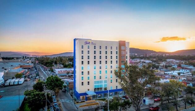 Foto de Hotel Sleep Inn Guadalajara Galerías