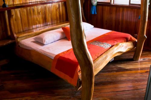 Foto de una habitación de Hotel La Isla Inn
