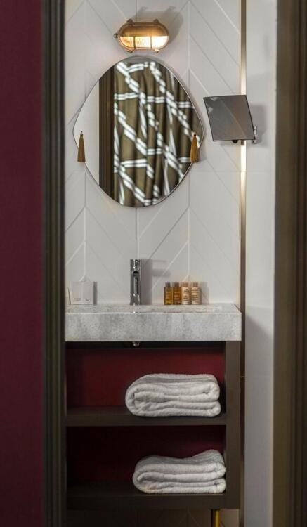 Foto del baño de Hôtel Louvre Piemont