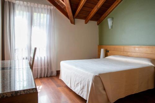 Foto de una habitación de Adeko Hotel