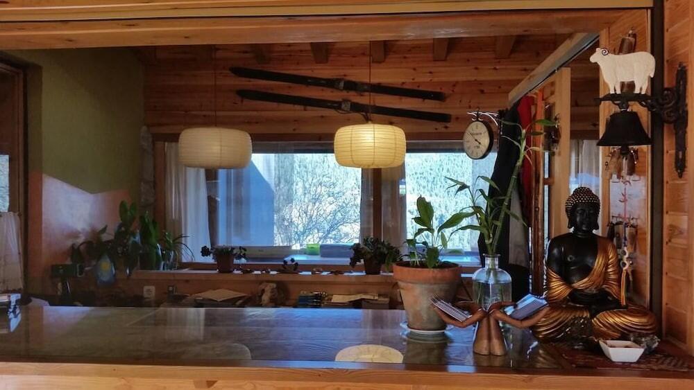 Foto de restauración de Albergue Xalet Refugi Pere Carné