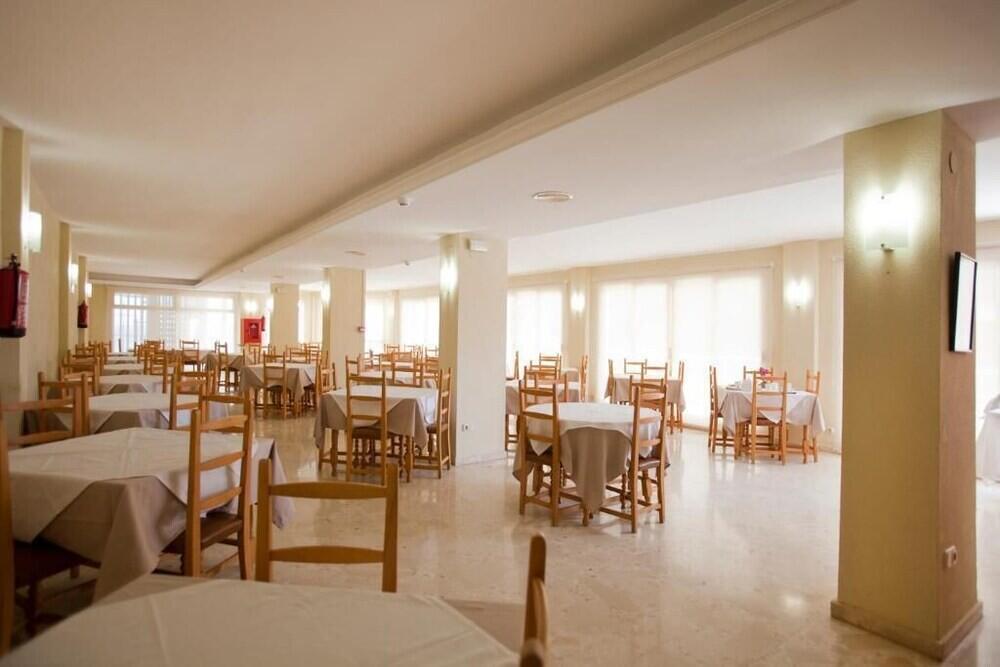 Foto de restauración de Hotel Sunday&amp;#039;s Beach