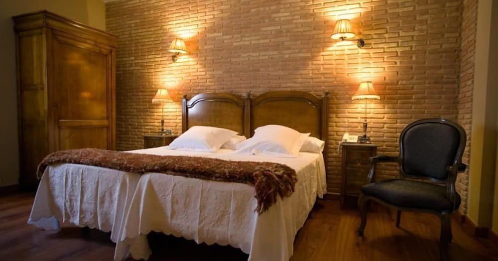 Foto de una habitación de Posada Los Condestables Hotel &amp;amp; Spa