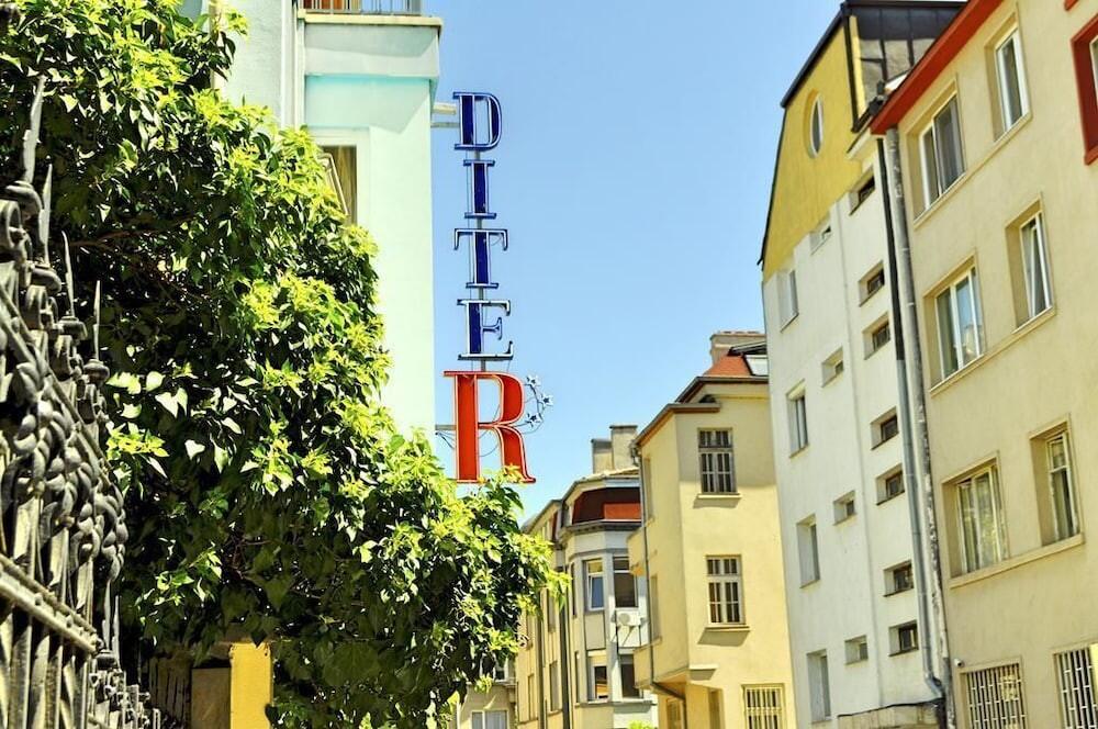 Foto del exterior de DITER Hotel