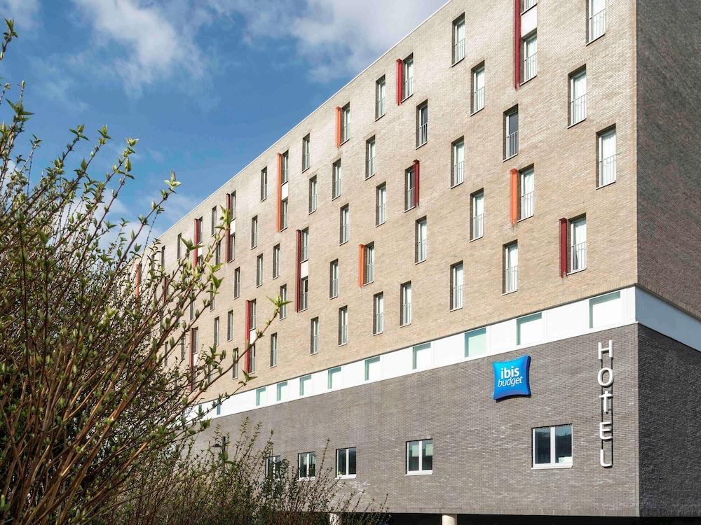 Foto del exterior de Hotel ibis budget Brugge Centrum Station