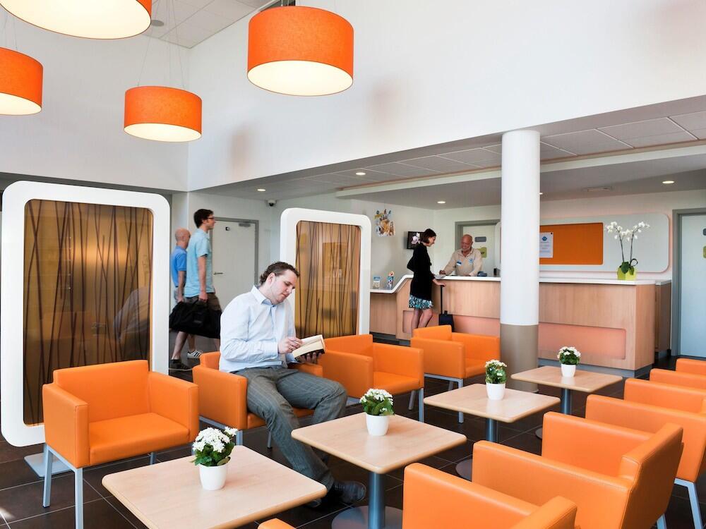 Foto de las zonas nobles de Hotel ibis budget Brugge Centrum Station