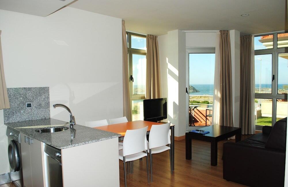 Foto de una habitación de Apartamentos Maritimo Ris