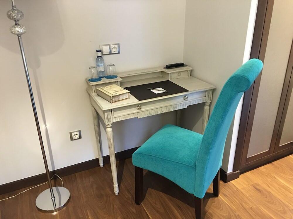 Foto de una habitación de Hotel Calzada