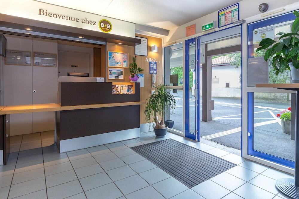 Foto de las zonas nobles de B&amp;amp;B Hotel Bayonne