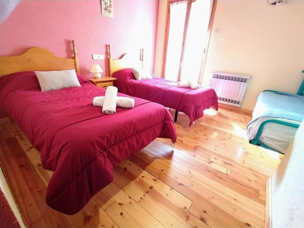 Foto de una habitación de Hostal Pas De La Pera