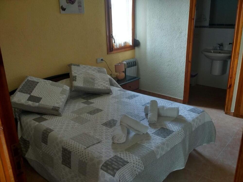 Foto de una habitación de Hostal Pas De La Pera