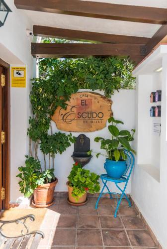 Foto del exterior de Hostal El Escudo de Mijas