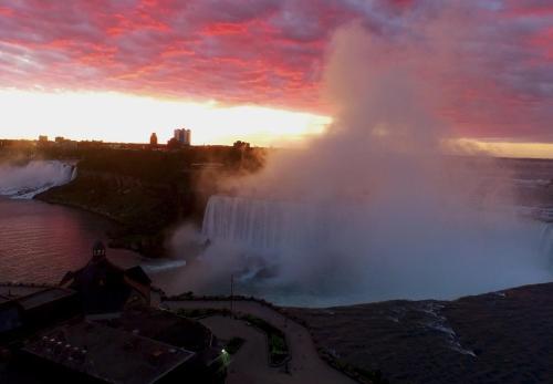 Foto del entorno de Tower Hotel at Fallsview