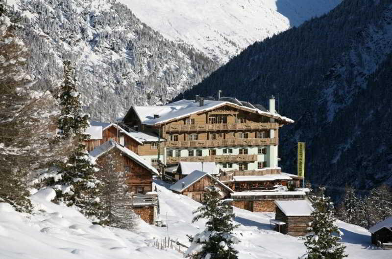 Foto del exterior de Hotel Silbertal