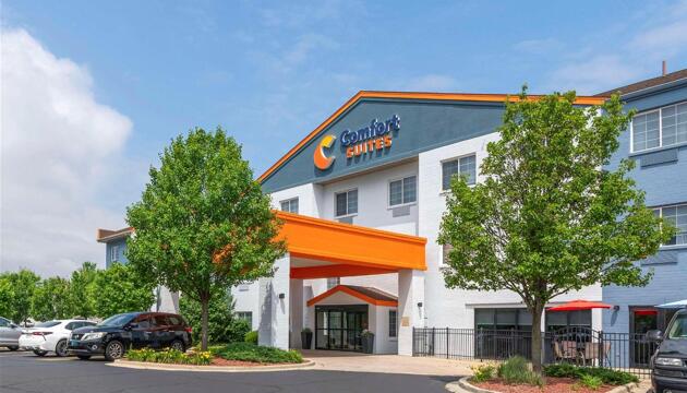 Photo – Hotel Comfort Suites Elgin