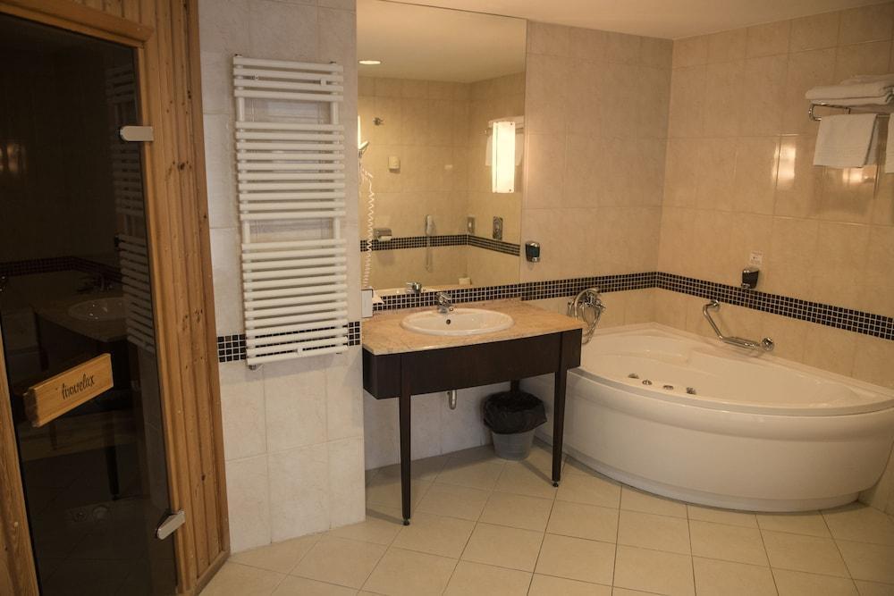 Foto del baño de Hotel Azúr