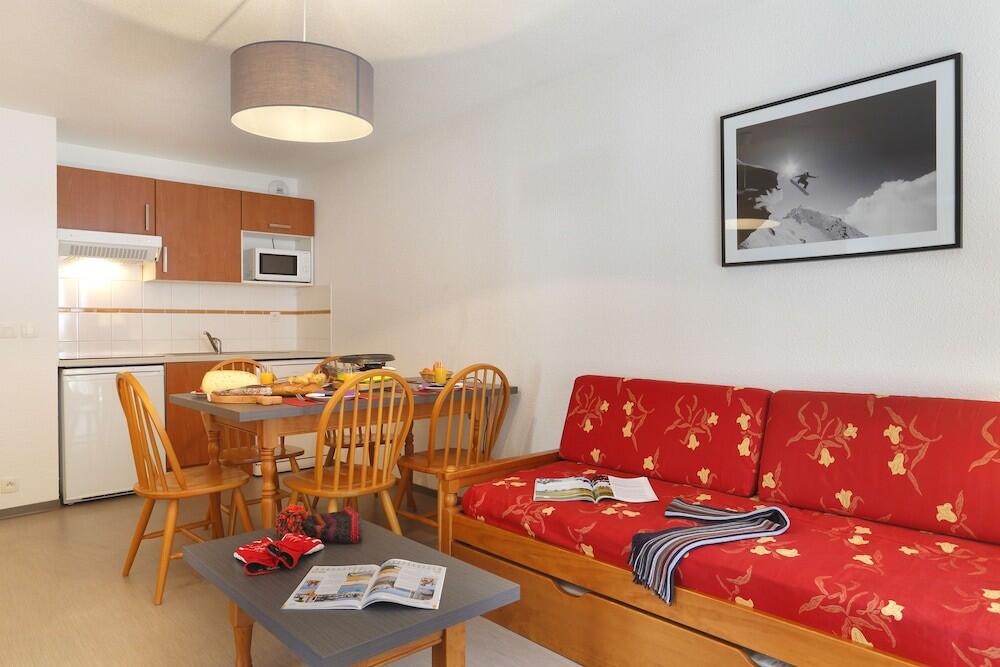 Foto de una habitación de Résidence Néméa Les Grands Ax