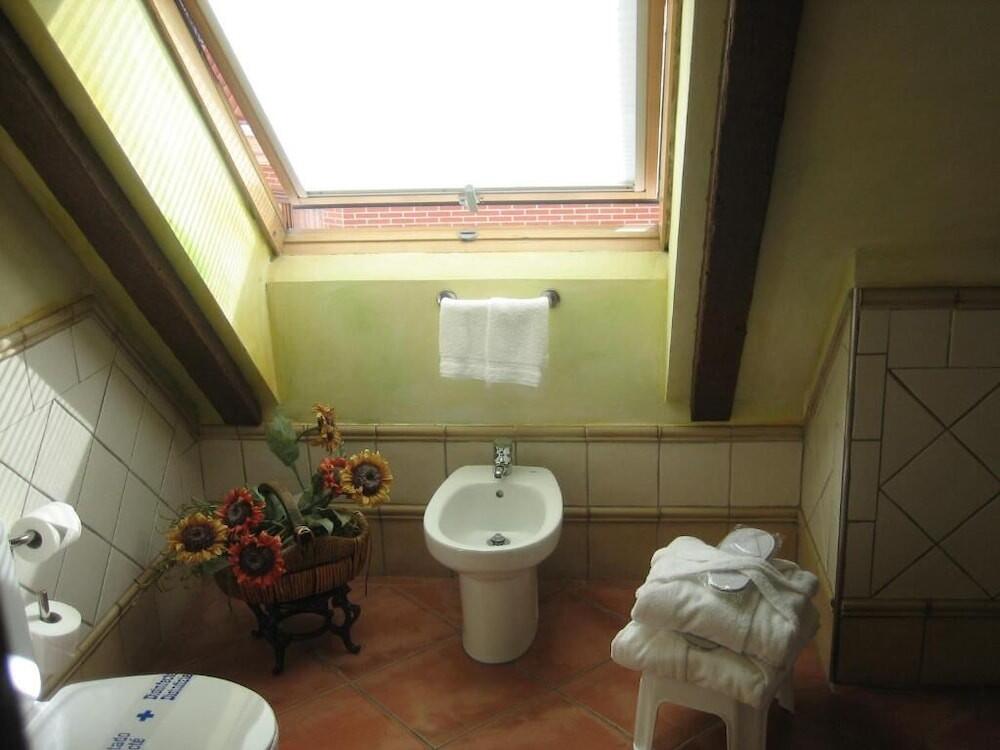 Foto del baño de Hotel Santiago