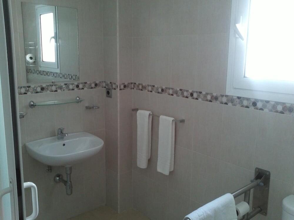 Foto del baño de Hostal Victoria Mar