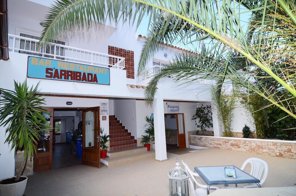 Foto del exterior de Hostal Cala Boix