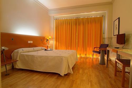 Foto de una habitación de Hotel Azar