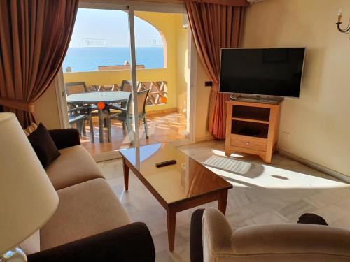 Foto de una habitación de Apartamentos Macdonald Doña Lola Resort