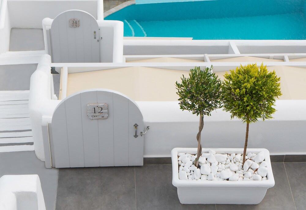 Foto del exterior de Hotel Santorini Secret Suites &amp;amp; Spa
