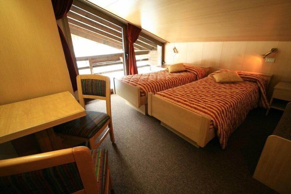 Foto de una habitación de Hotel Anda