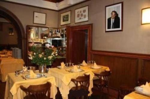 Foto de restauración de Viennese Due