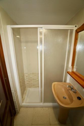 Foto del baño de Apartamentos Mariscal VII